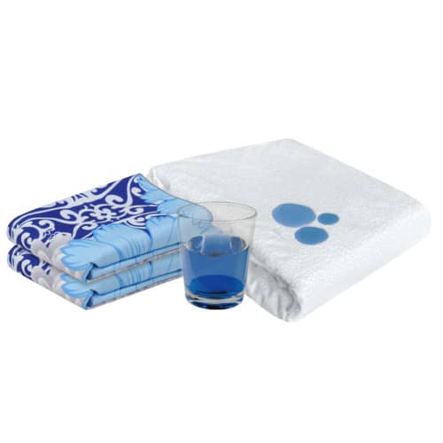 Combo Protector Impermeable de Colchón + 2 Fundas de Almohada