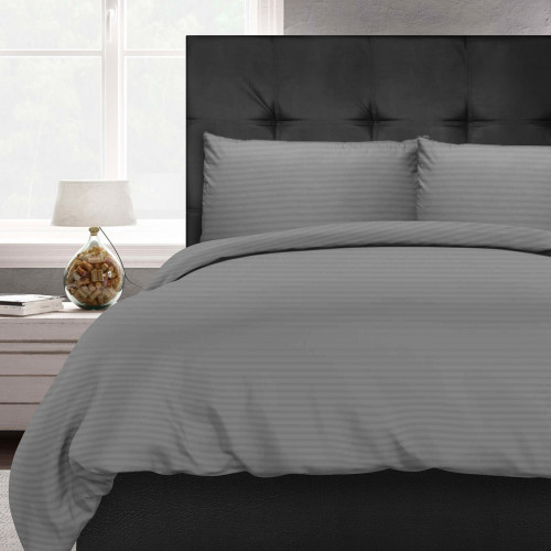 Combo Plumón Deluxe + Jgo Forro Duvet Sábana Hotelero